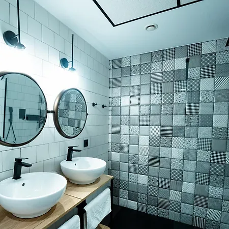 Aparthotel Luz De Gades - Suites Spa Gym - Adults Only Hotel